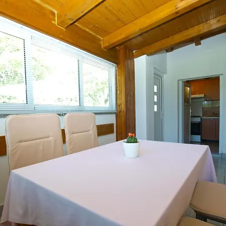 House Mario 1931 Ferienhaus