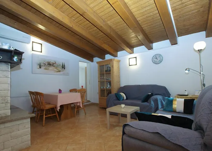 House Mario 1931 Banjole